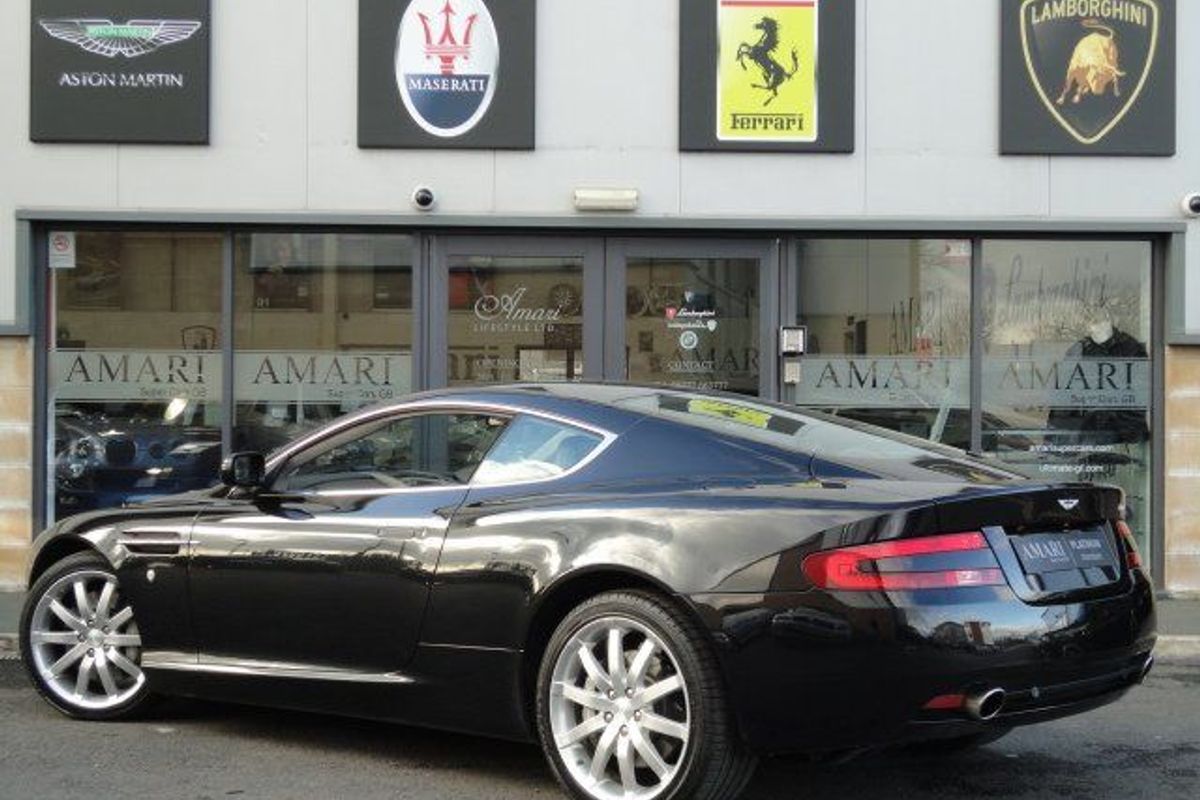 ASTON MARTIN DB9 Touchtronic Black with Black hide & Black piano wood