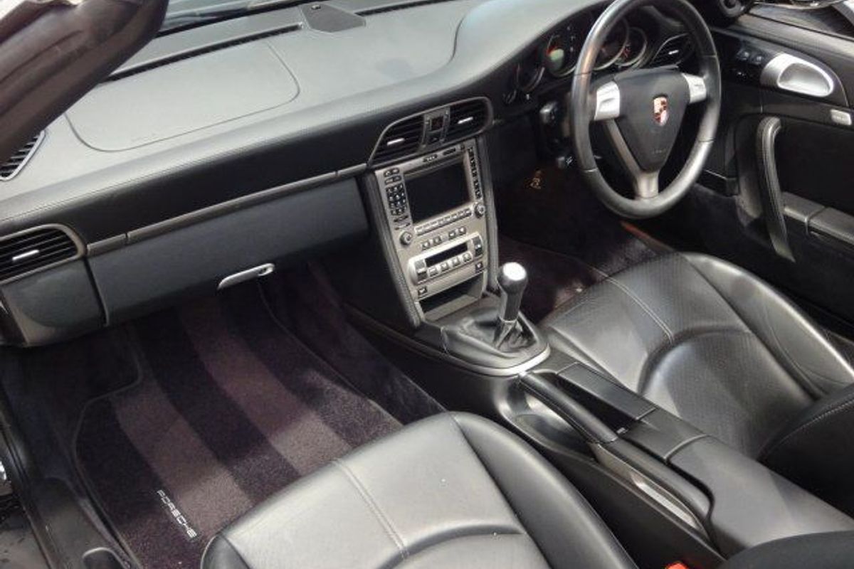 PORSCHE 997 C2 "stunning spec & price"