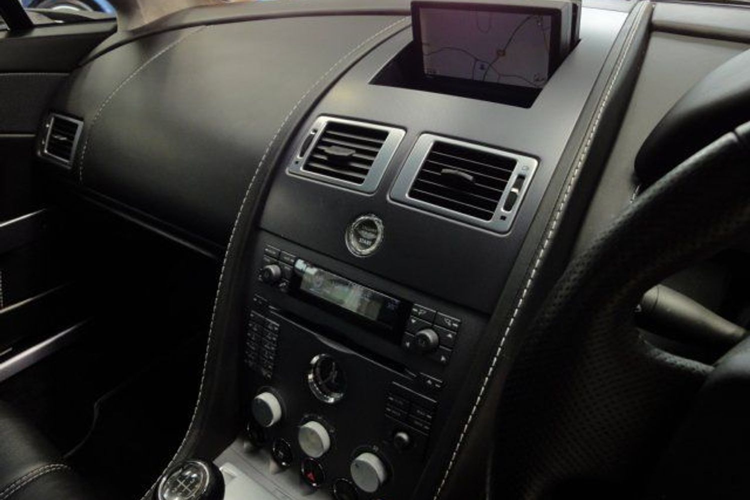 ASTON MARTIN Vantage V8 "Great Spec & Colour"
