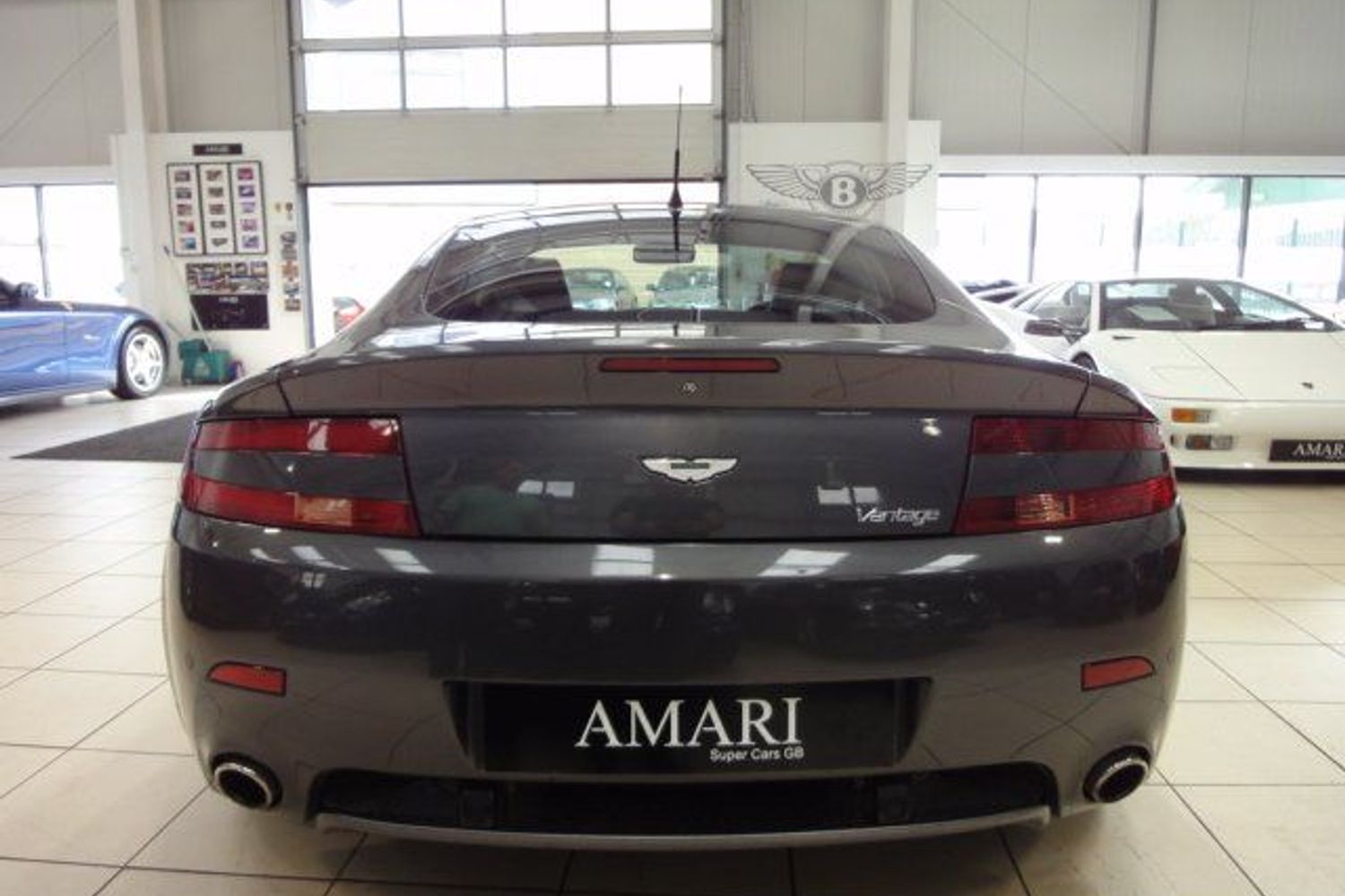 ASTON MARTIN Vantage V8 "Great Spec & Colour"