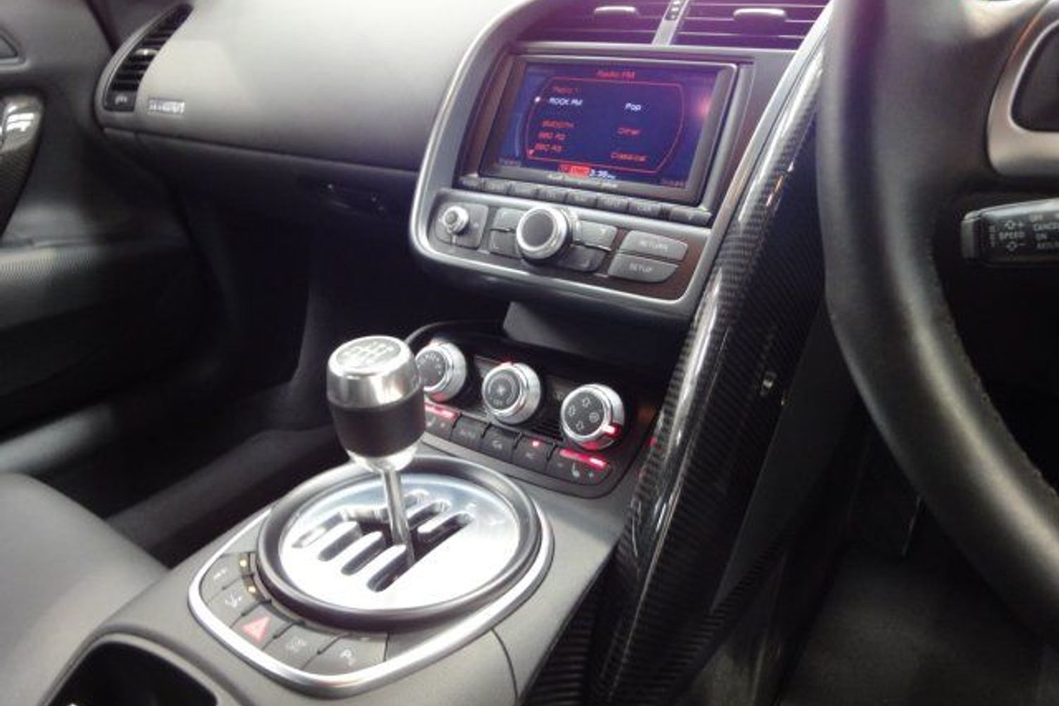 AUDI R8 6sp Man