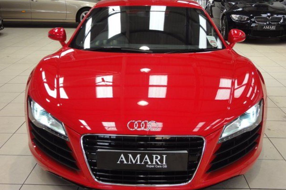 AUDI R8 6sp Man