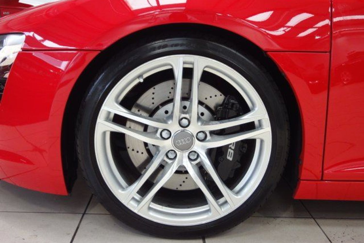 AUDI R8 6sp Man