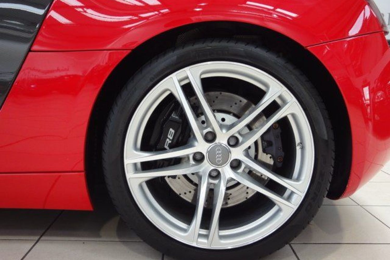AUDI R8 6sp Man