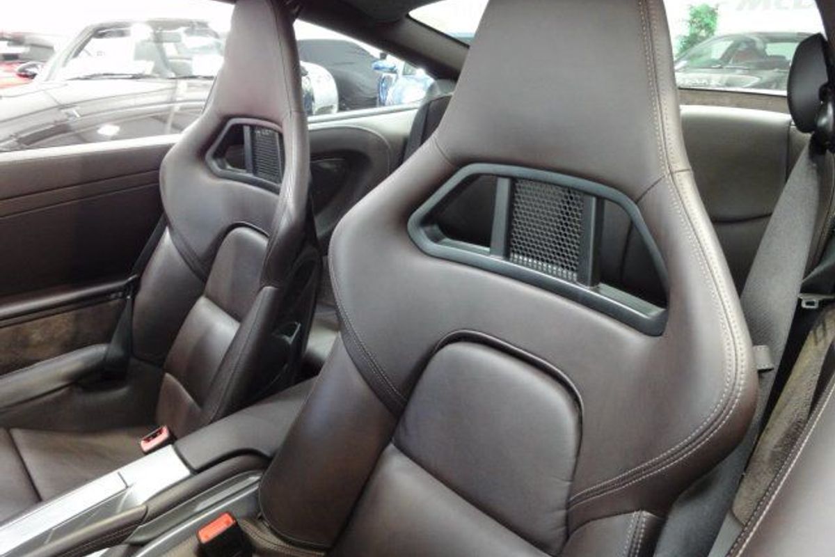 PORSCHE 997 Turbo Incredible Specification