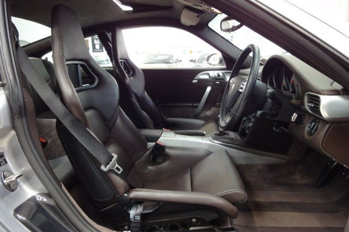 PORSCHE 997 Turbo Incredible Specification
