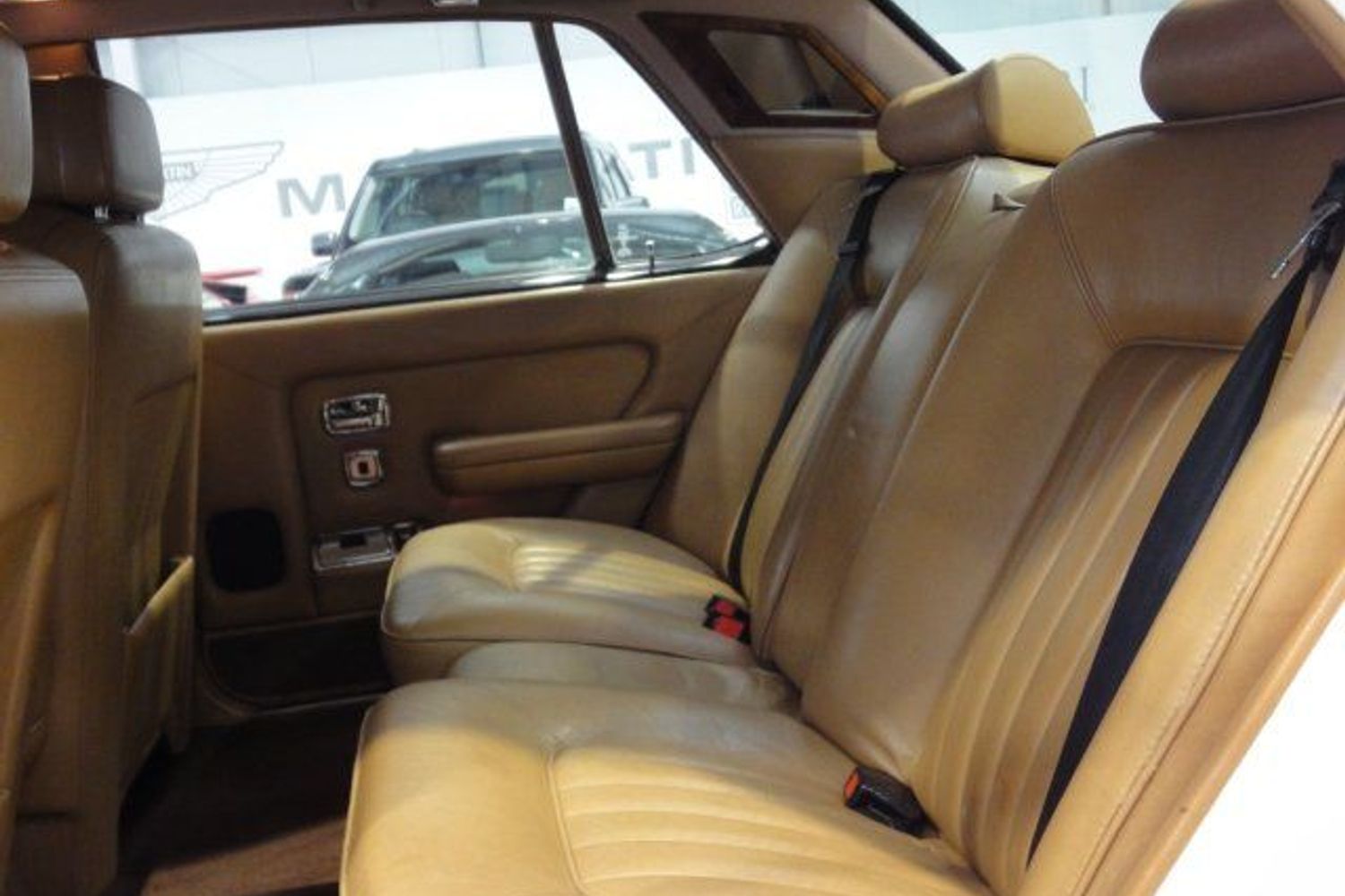 ROLLS-ROYCE Silver Spirit Mk 1