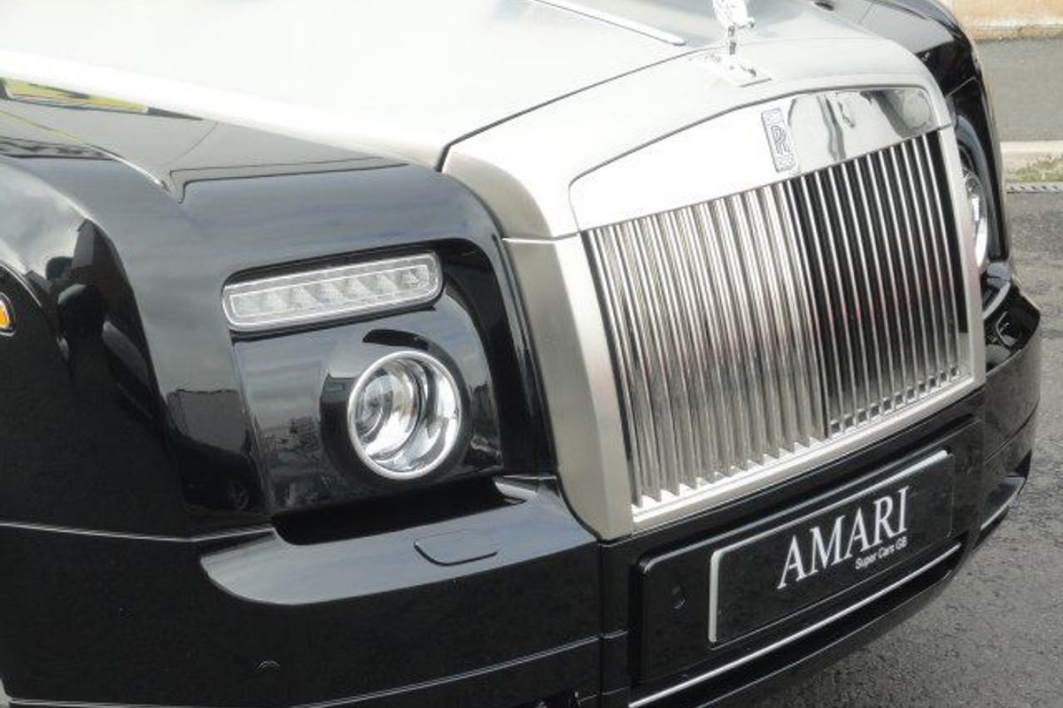 ROLLS-ROYCE Phantom Drophead