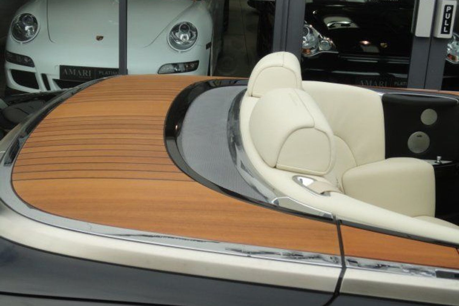 ROLLS-ROYCE Phantom Drophead