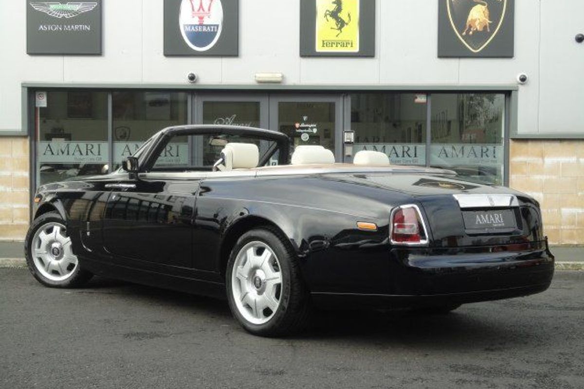 ROLLS-ROYCE Phantom Drophead