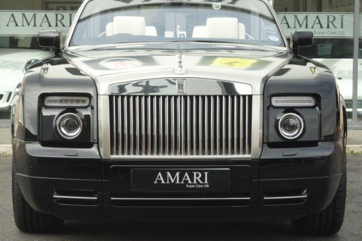 ROLLS-ROYCE Phantom Drophead