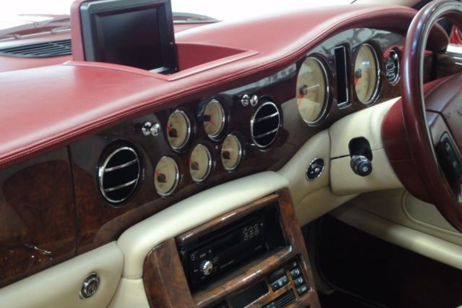 BENTLEY Arnage 4.4 Green Lable with Mulliner Spec