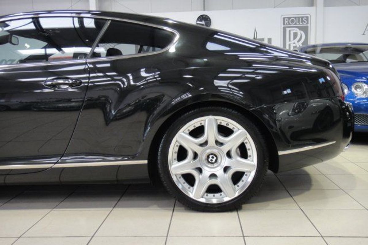 BENTLEY GT Continental Mulliner Spec