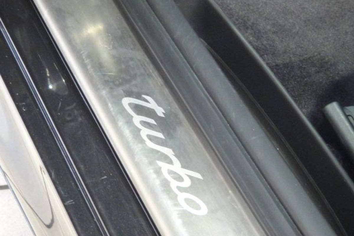 PORSCHE 996 Turbo Tip Cab with Hard Top