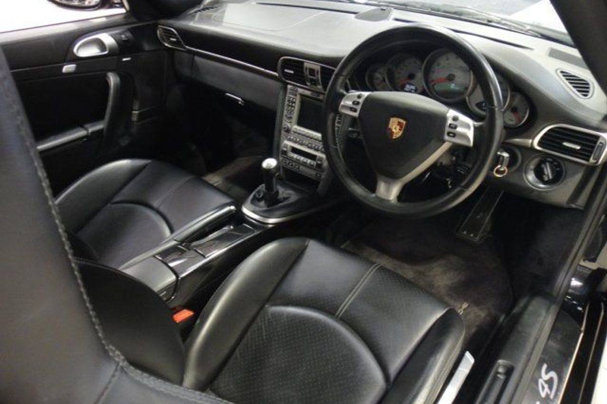 PORSCHE 997 C4S