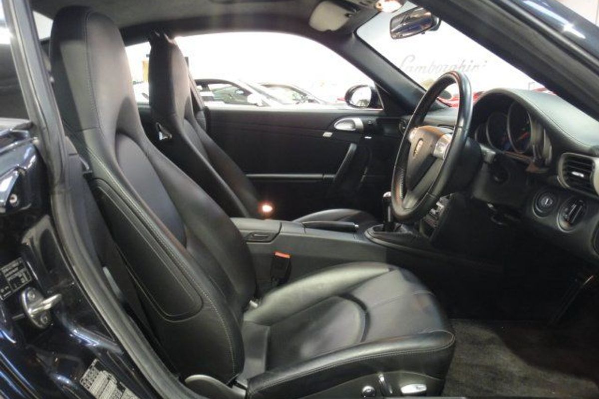 PORSCHE 997 C2