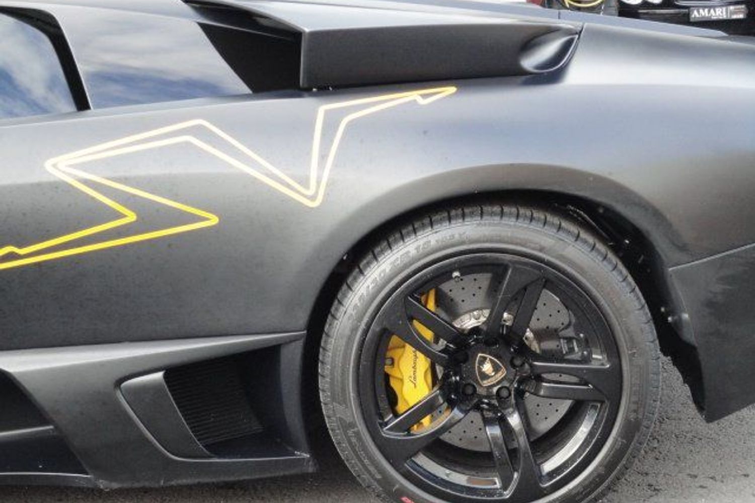 LAMBORGHINI Murcielago LP640 Plus vat Bespoke Nemesis Nero