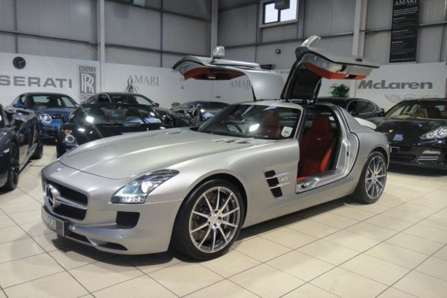 MERCEDES-BENZ SLS AMG Gullwing " Beautiful"