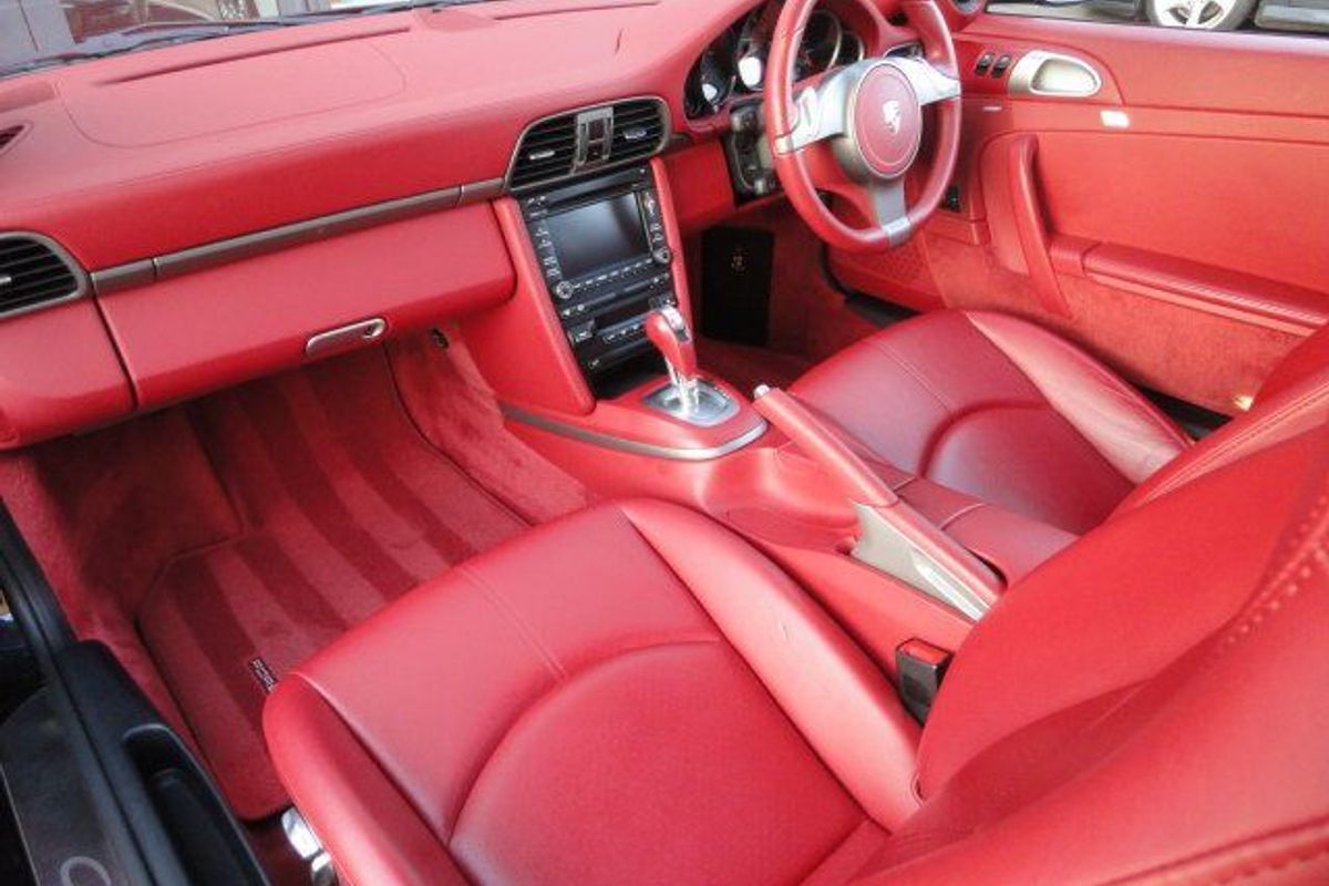 PORSCHE 911 GEN 2 997 C2 PDK