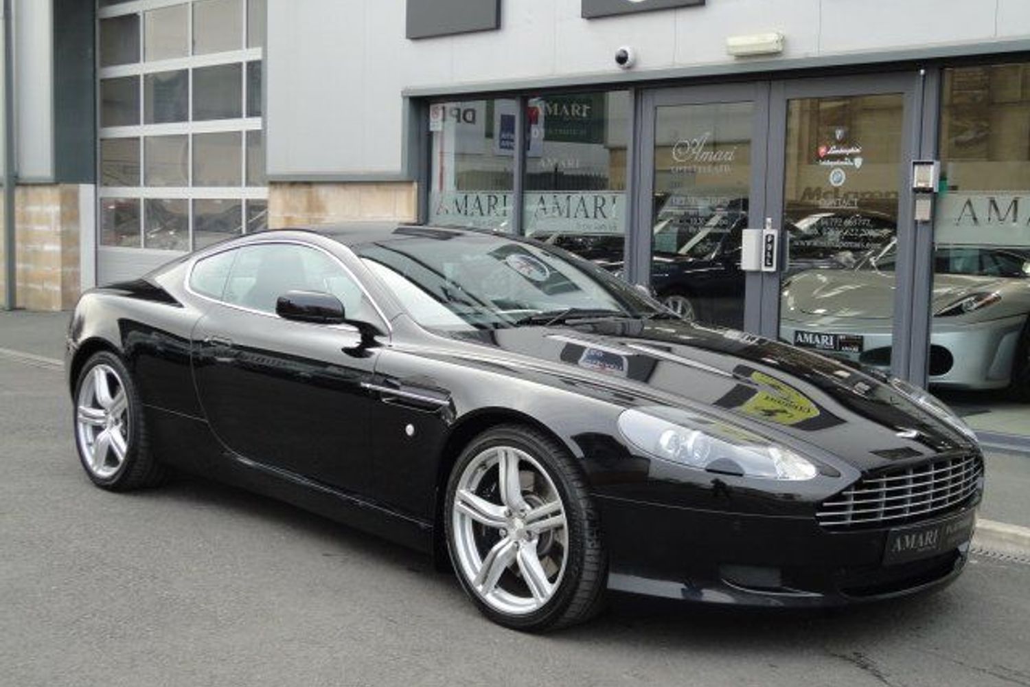 ASTON MARTIN DB9 Stunning Colour combination