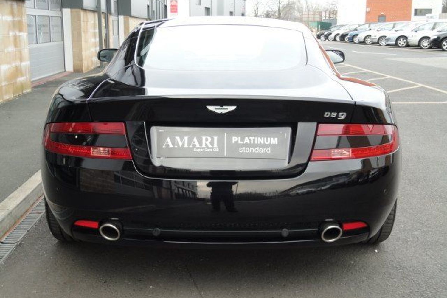 ASTON MARTIN DB9 Stunning Colour combination