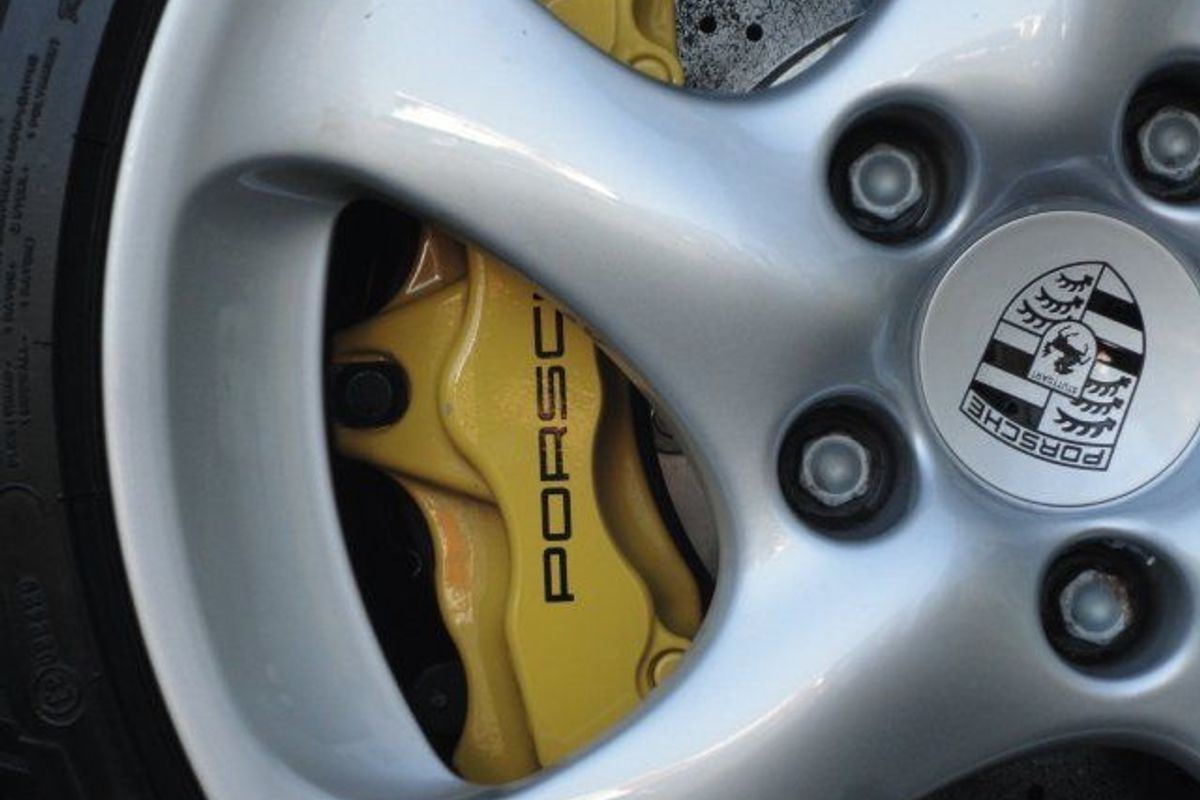 PORSCHE 996 GT2 Comfort The Widow Maker