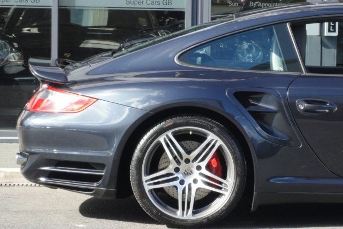 PORSCHE 997 Turbo Tip S Only 12500 miles