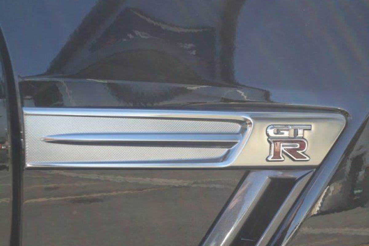 NISSAN GTR  V6 Twin Turbo Black Edition