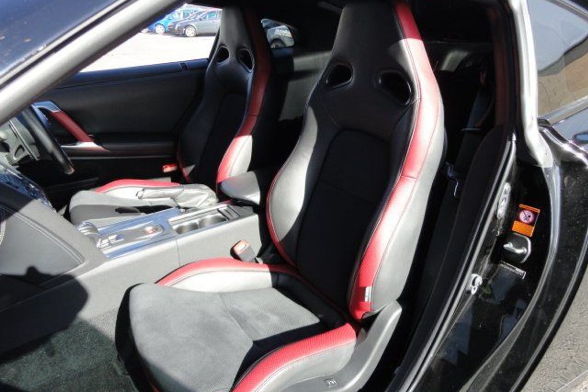 NISSAN GTR  V6 Twin Turbo Black Edition