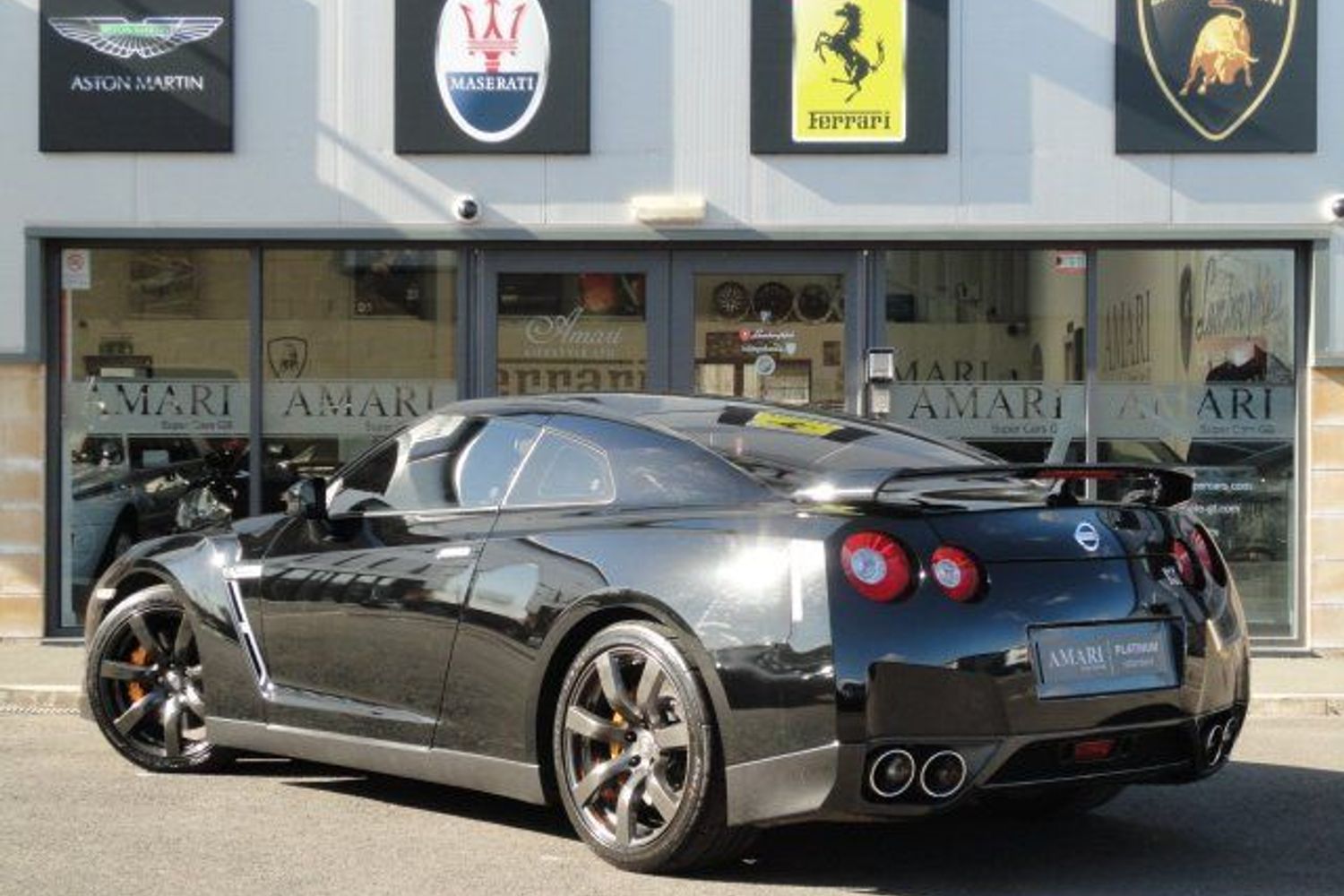 NISSAN GTR  V6 Twin Turbo Black Edition