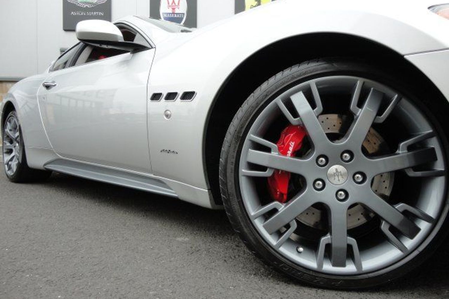 MASERATI GRAN TURISMO S 4.7 V8 � MC Shift