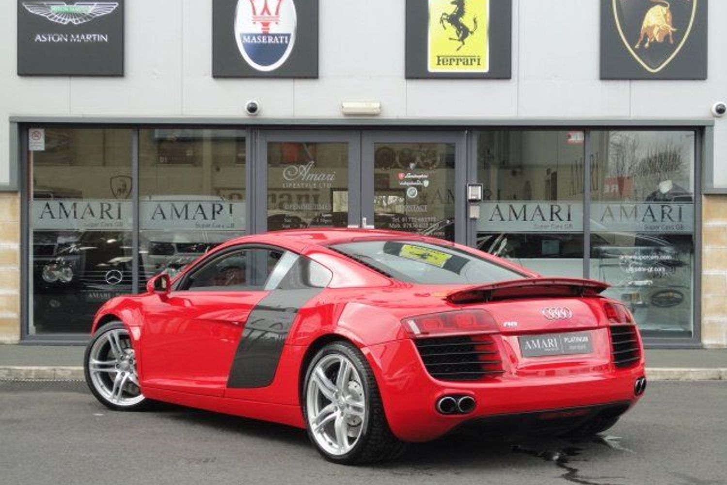 AUDI R8 V8 4.2 FSI 6sp Manual "Rare Brilliant Red"