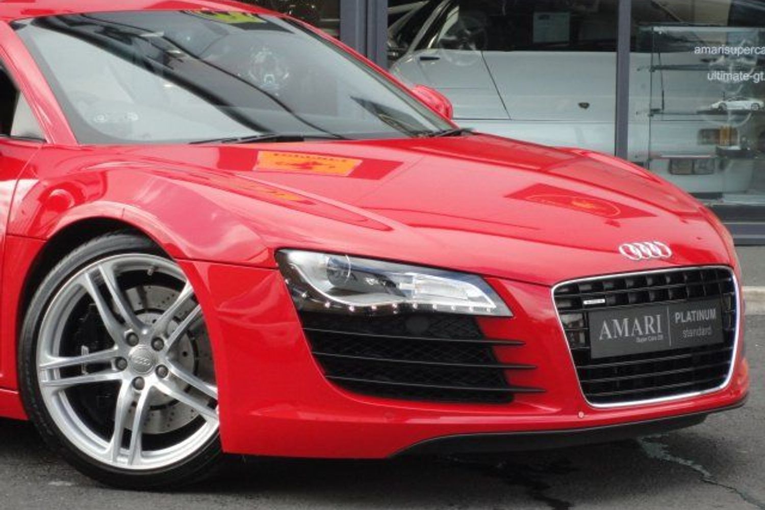 AUDI R8 V8 4.2 FSI 6sp Manual "Rare Brilliant Red"