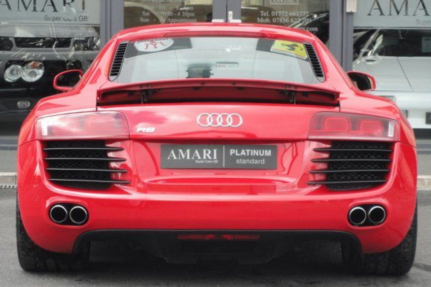 AUDI R8 V8 4.2 FSI 6sp Manual "Rare Brilliant Red"