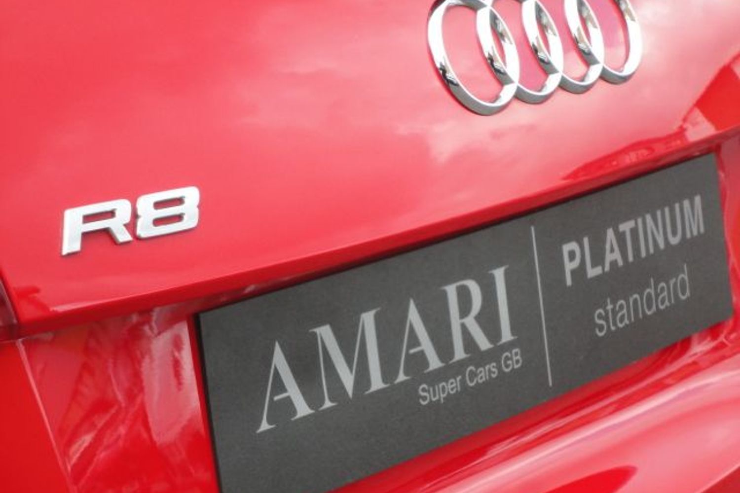 AUDI R8 V8 4.2 FSI 6sp Manual "Rare Brilliant Red"