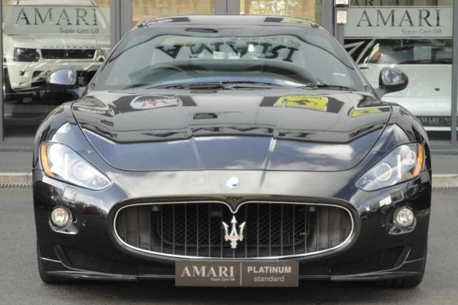 MASERATI GRAN TURISMO 4.7s MC SHIFT SPORTLINE CARBON(THIS CAR IS A TOP OF THE RANGE GRAN TURISMO)