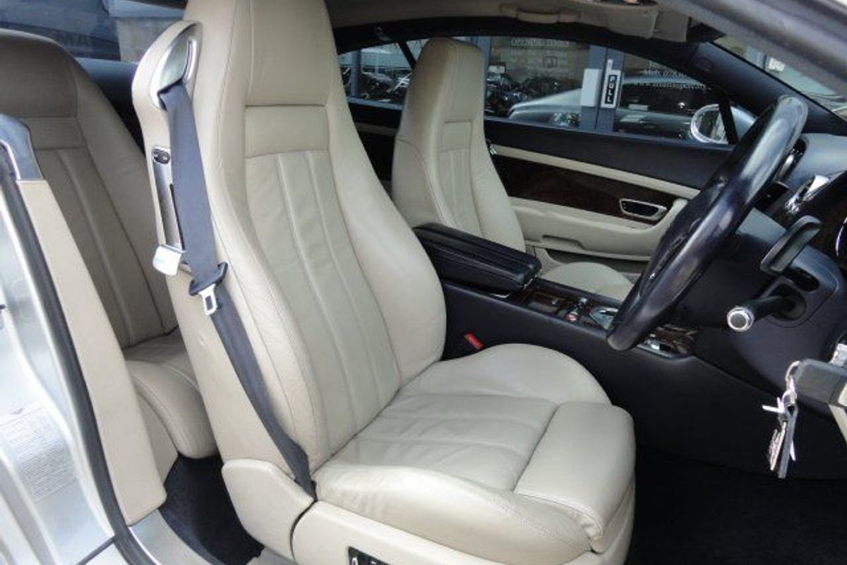 BENTLEY GT Continental "Beautiful Bentley"