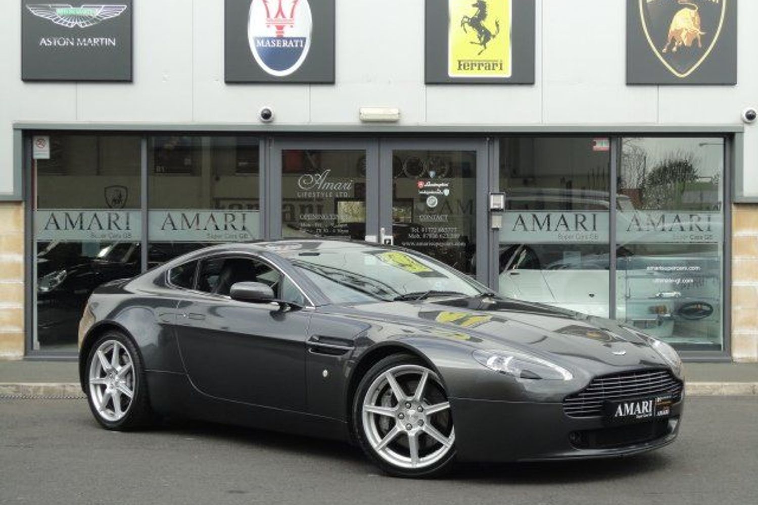 ASTON MARTIN VANTAGE V8 COUPE