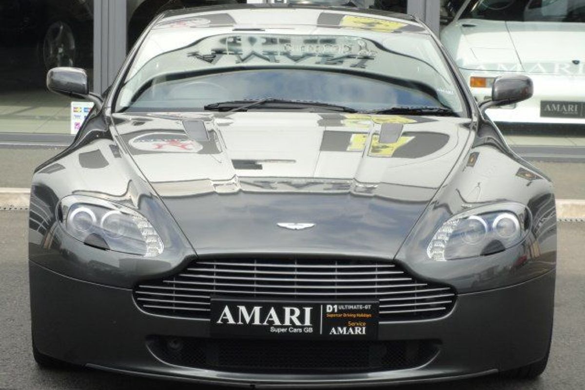 ASTON MARTIN VANTAGE V8 COUPE