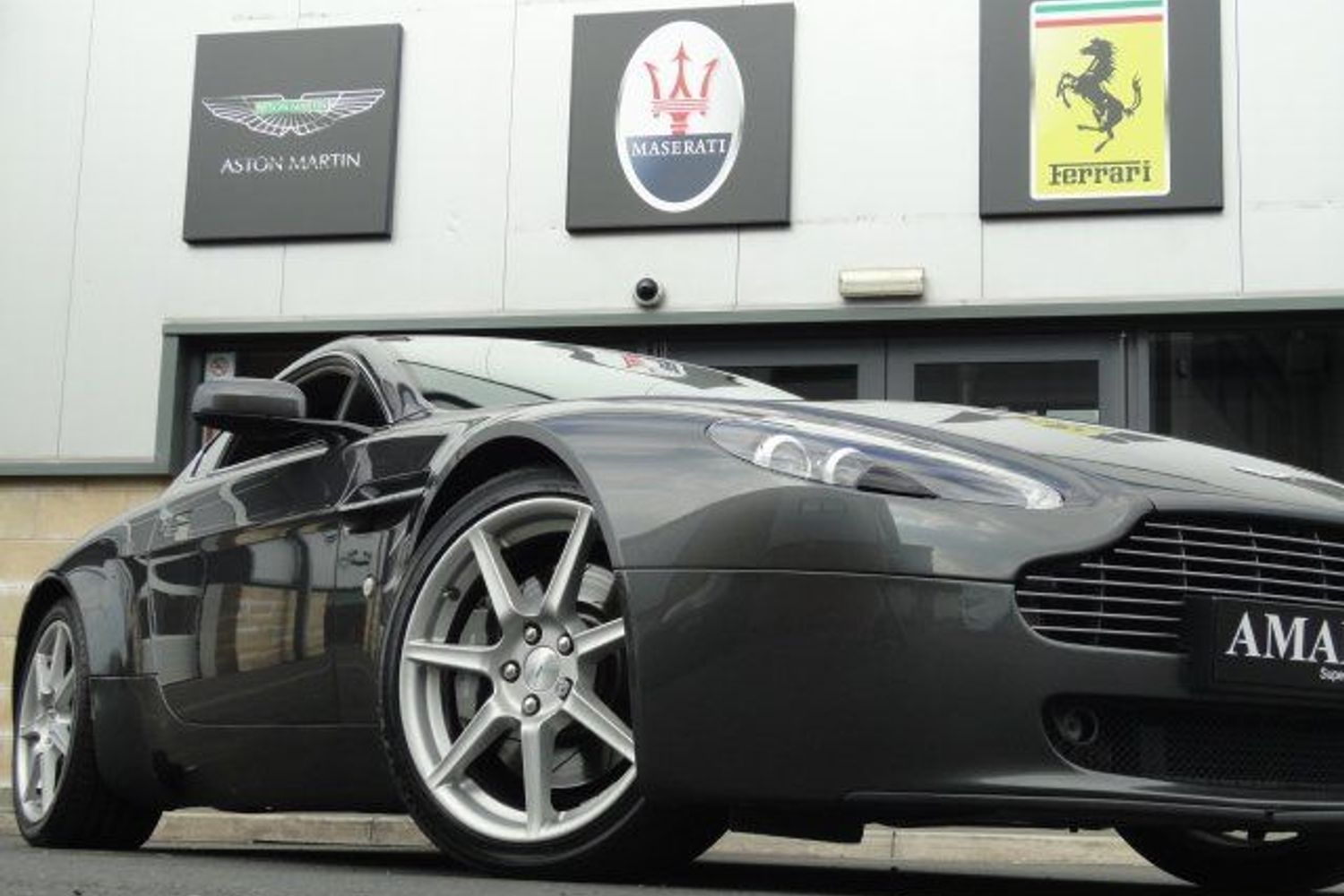 ASTON MARTIN VANTAGE V8 COUPE