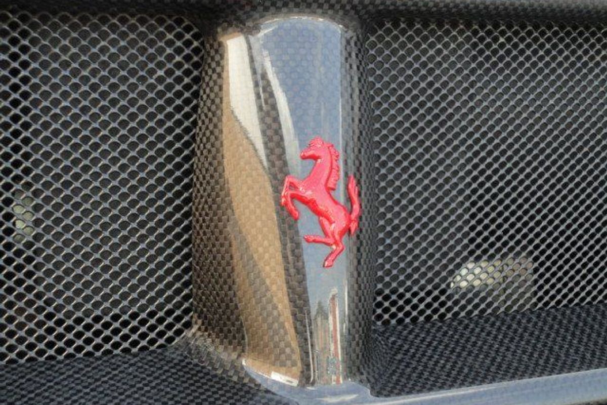 FERRARI F430 Spider "A real head turner"