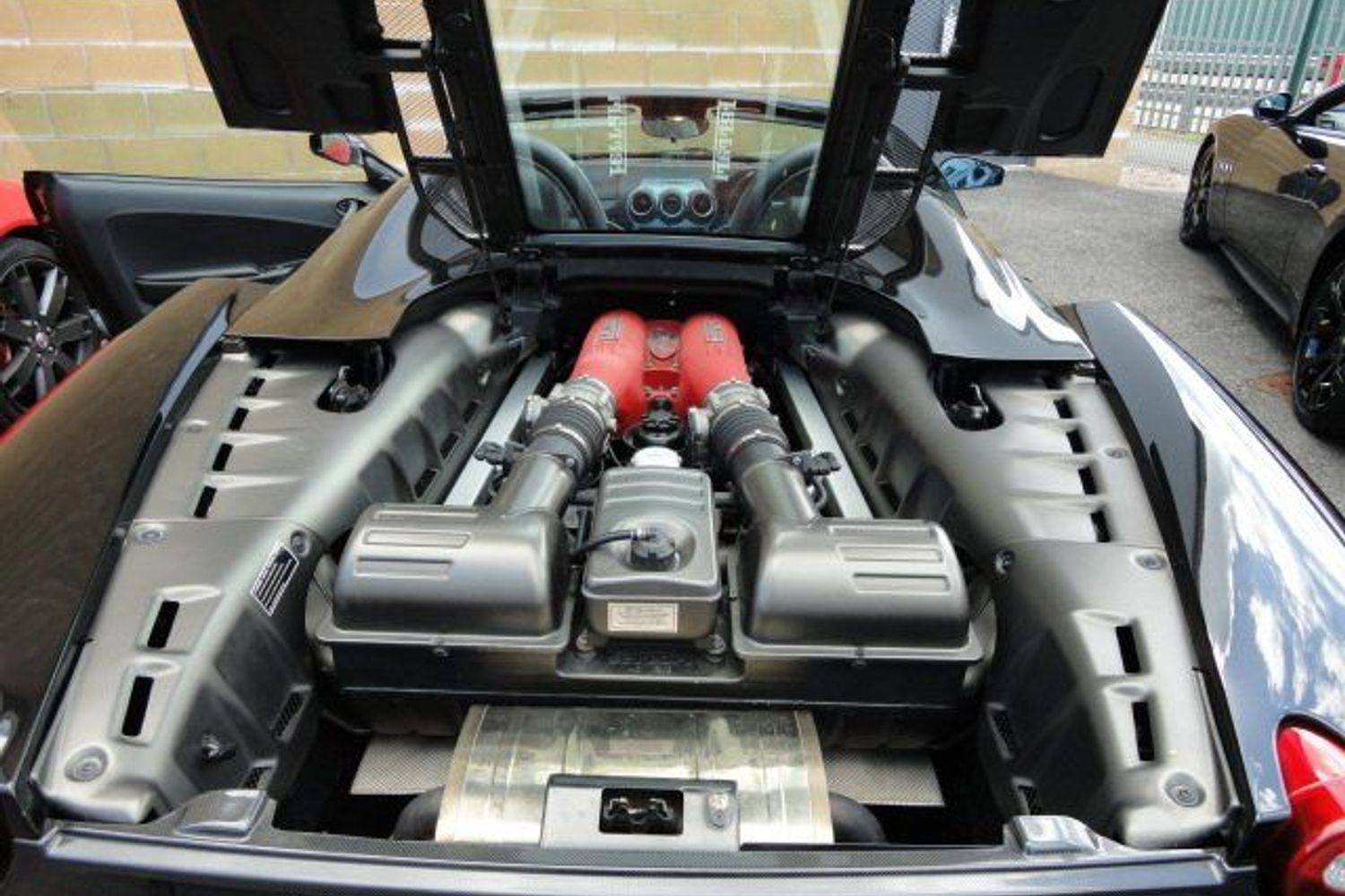 FERRARI F430 Spider "A real head turner"