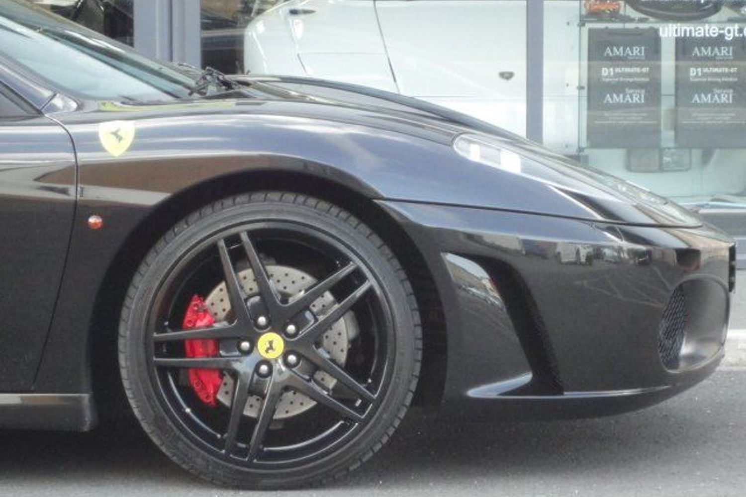 FERRARI F430 Spider "A real head turner"
