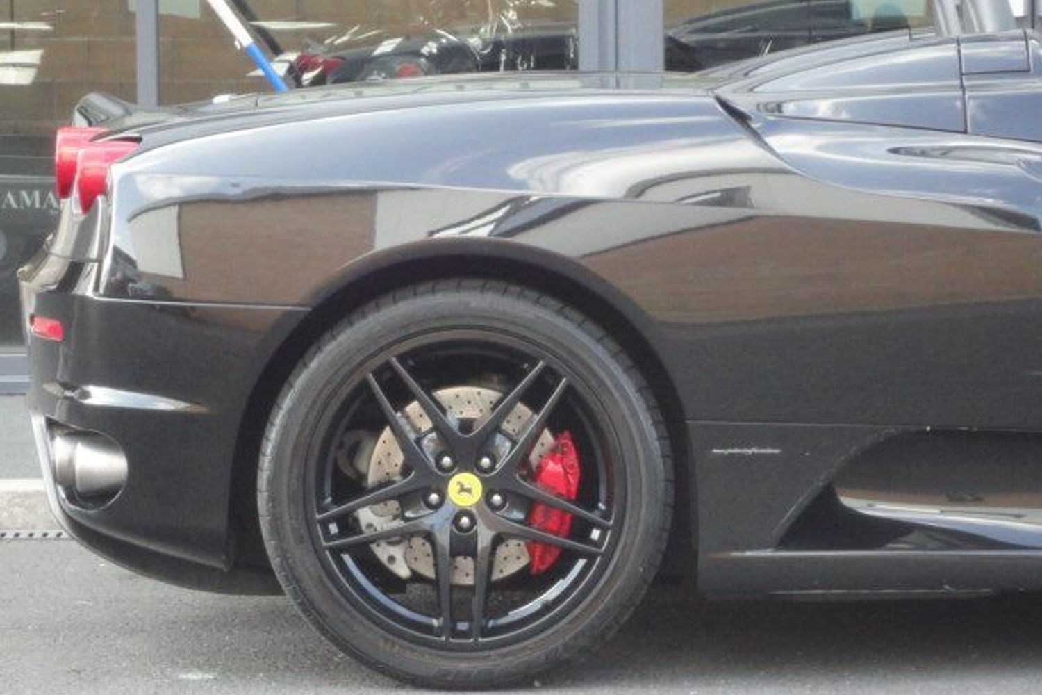FERRARI F430 Spider "A real head turner"