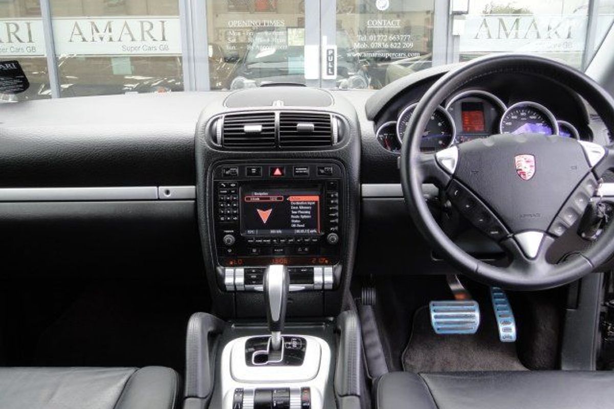 PORSCHE Cayenne V8 4.5 Tiptronic S