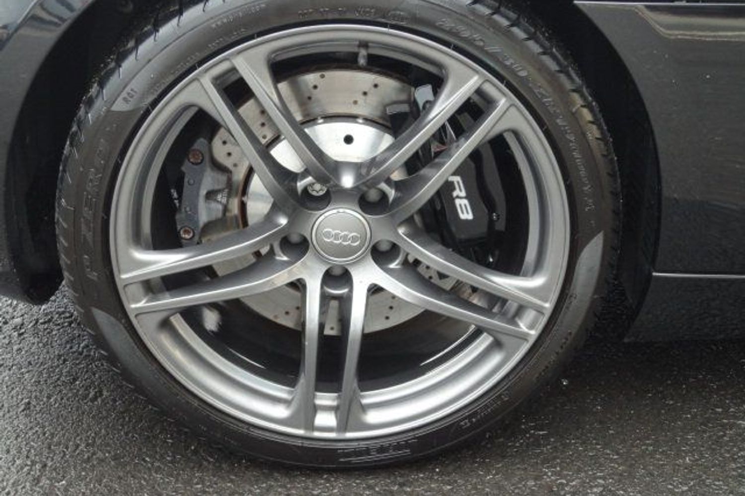 AUDI R8 V8 4.2 FSI 6sp Manual