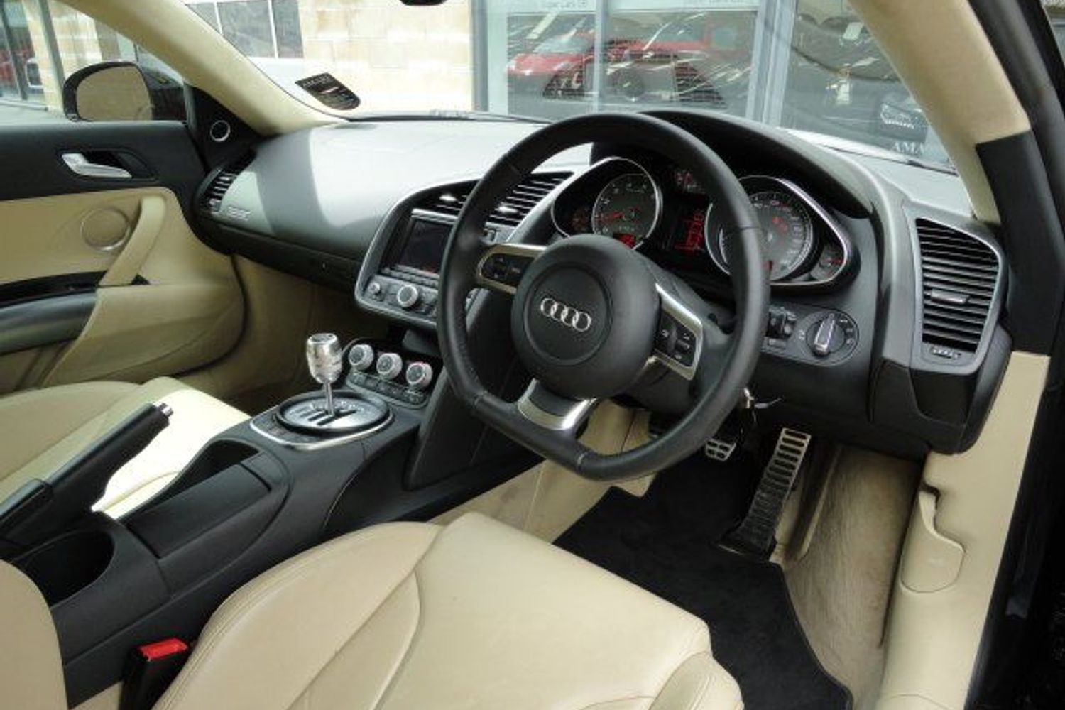 AUDI R8 V8 4.2 FSI 6sp Manual