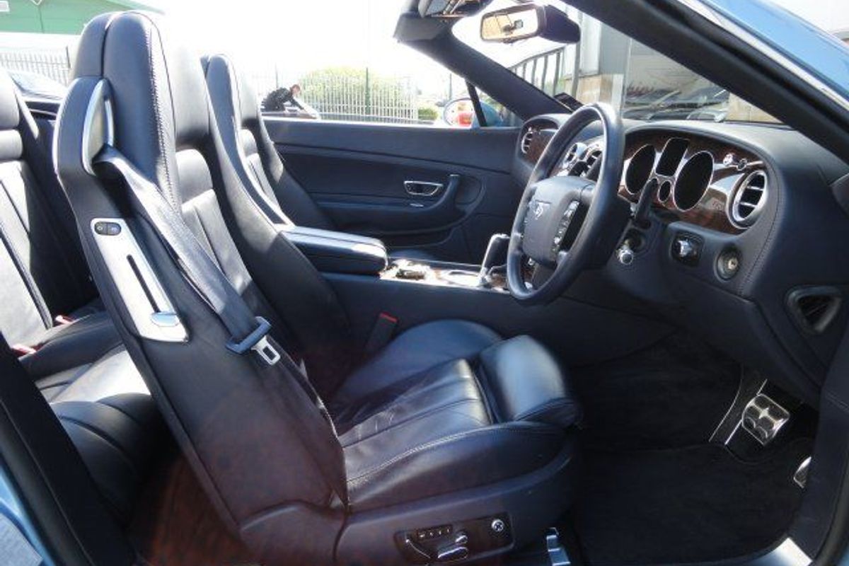 BENTLEY Continental GTC 6 Speed Auto