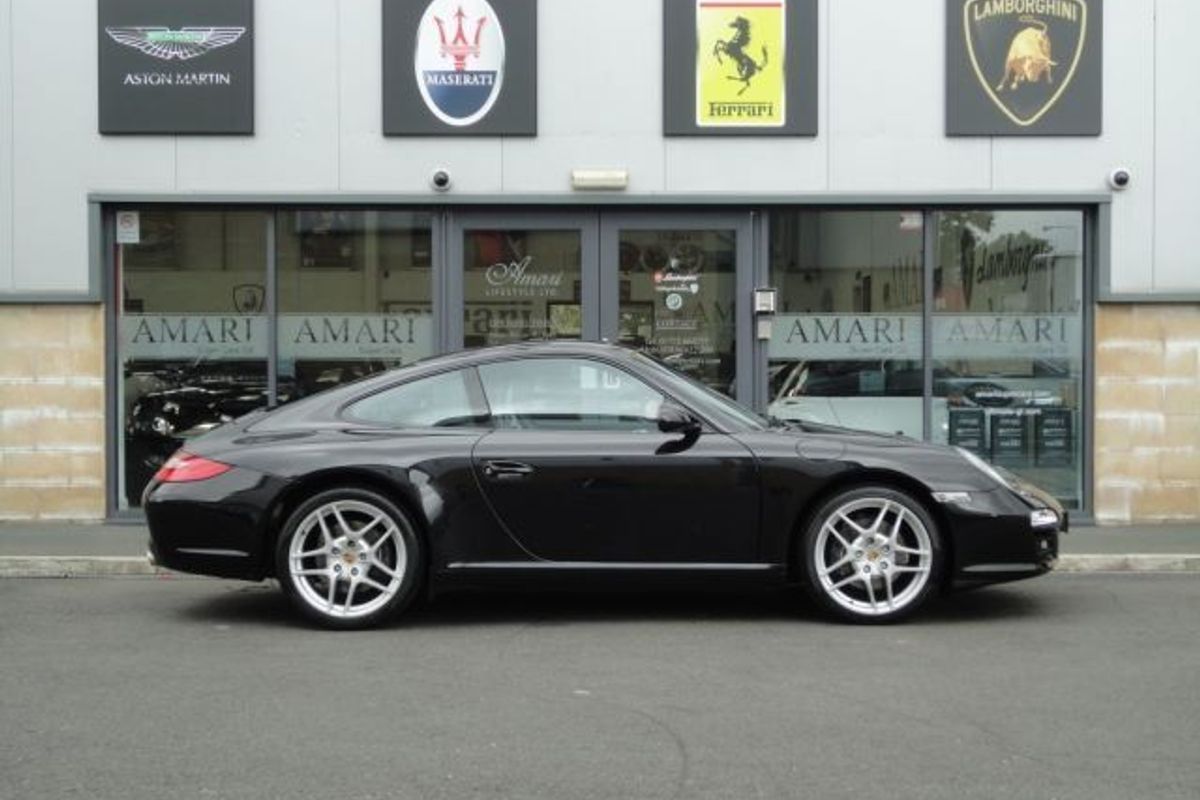 PORSCHE 997 C2 3.6 Gen II PDK 3000 miles only Sport Chrono Package !!! (THIS IS A VAT QUALIFING CAR)