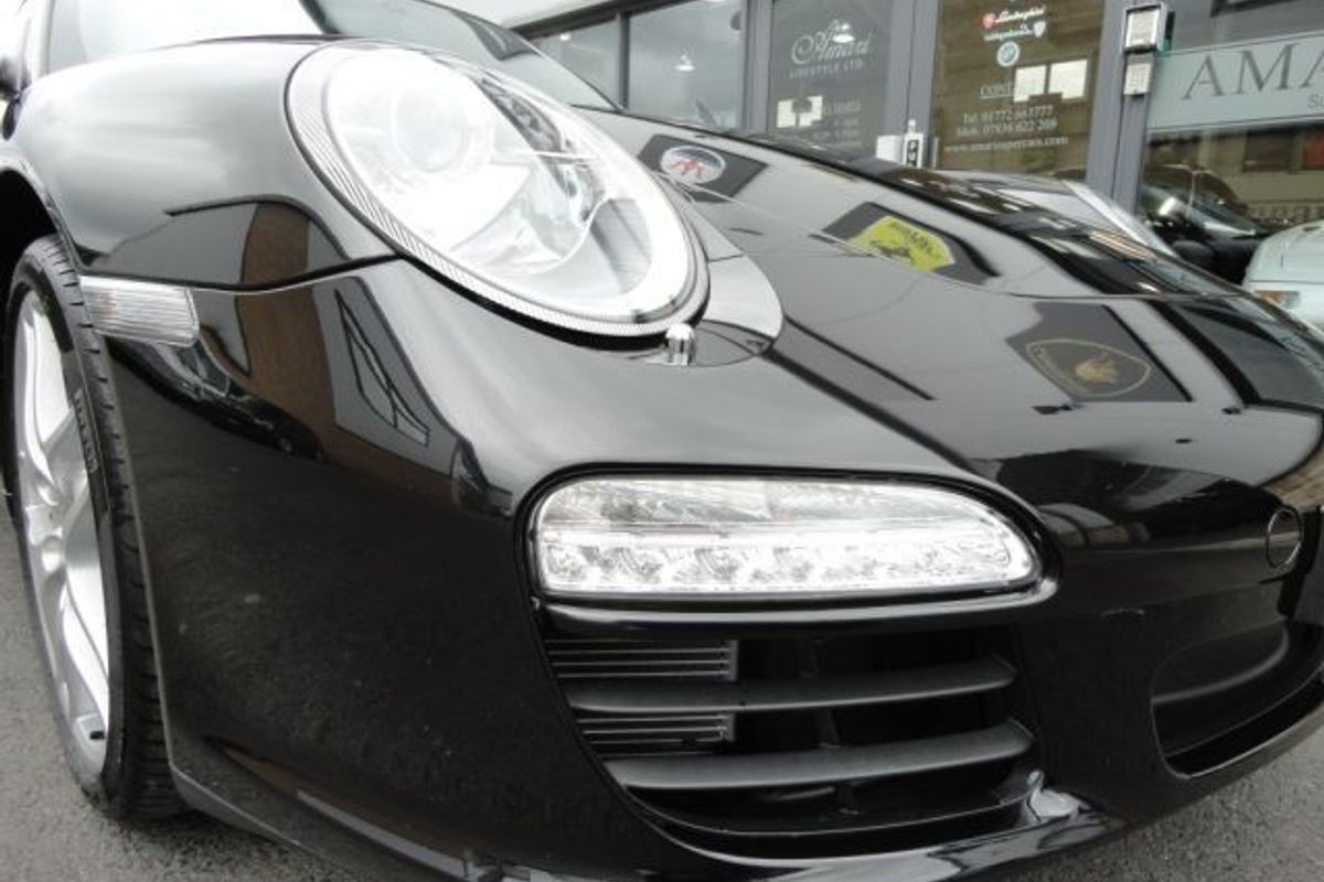 PORSCHE 997 C2 3.6 Gen II PDK 3000 miles only Sport Chrono Package !!! (THIS IS A VAT QUALIFING CAR)